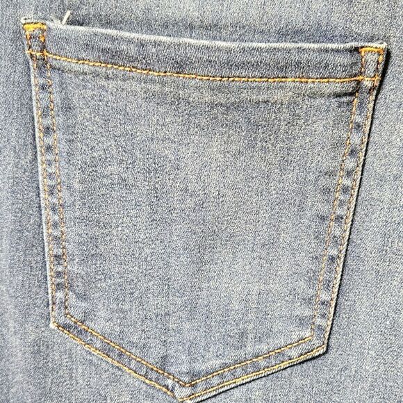 NWT Fashion Nova Plus Size Soft And Stretchy Distressed Jeans. - Picture 8 of 12